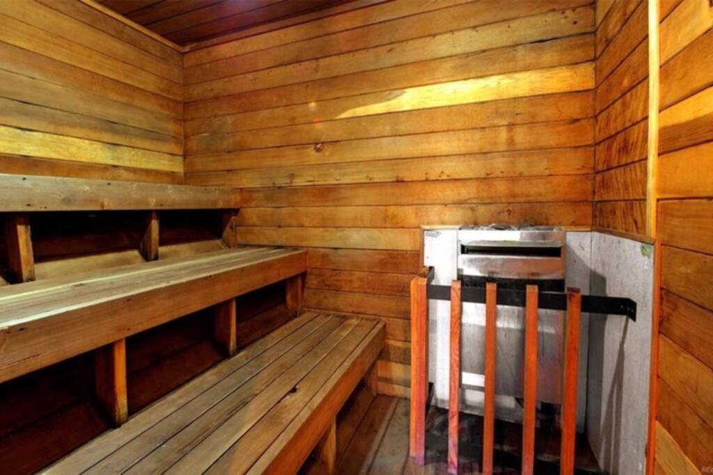 Hot Tub & Sauna Peak 8 Брекенридж Экстерьер фото
